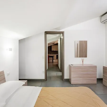 Apartment Mansarda Parco La